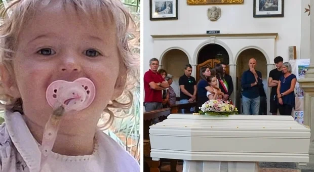 8906093 18201126 viviana maria barel funerale bambina ciliegia