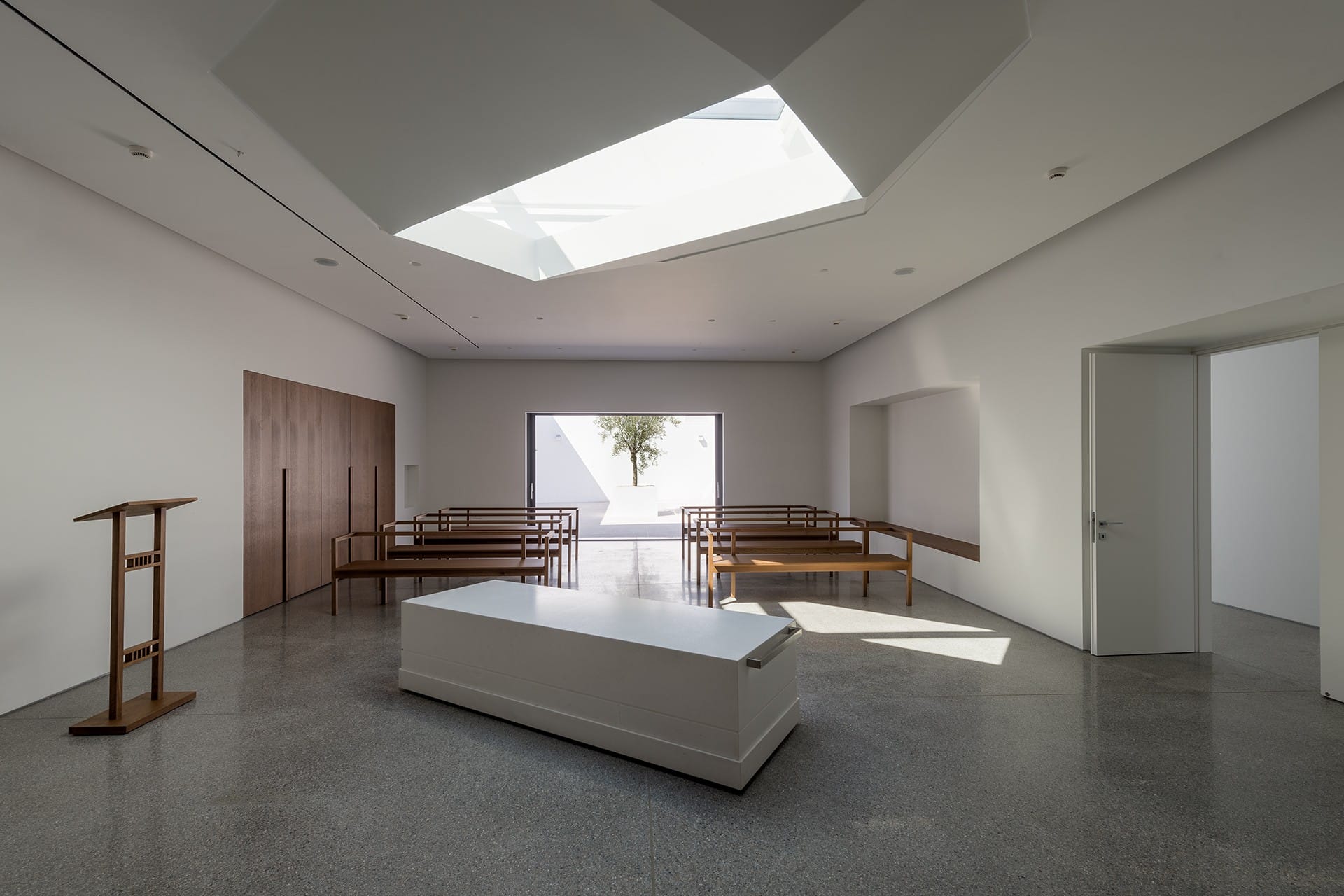 Αποτεφρωτήριο Ριτσώνας: 6 χρόνια λειτουργίας – Οι επώνυμοι που προτίμησαν καύση πριν από τον Γιώργο Παπαδάκη 6 c119567fc49d9d81db04a7a599f77e04