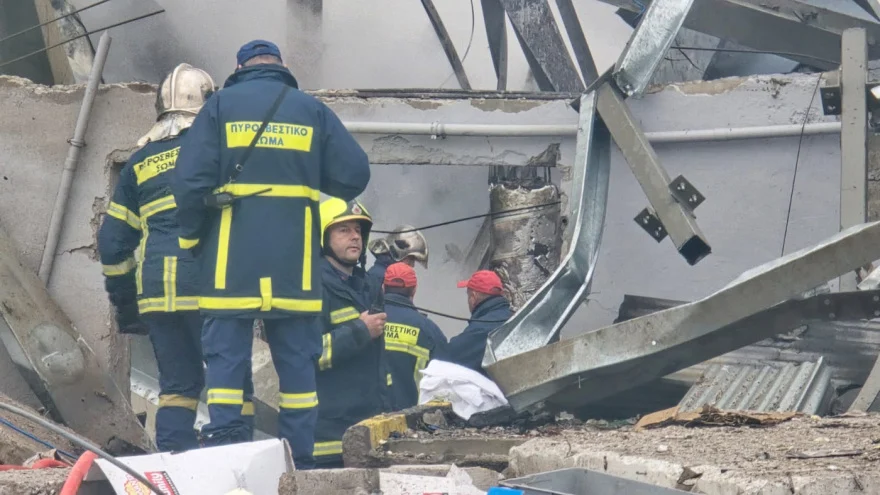 Βίντεο ντοκουμέντο: Η στιγμή της φονικής έκρηξης στο εργοστάσιο της Βιολάντα 7 fotia violanta 1 1