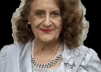 Καθηγήτρια, υπέρμαχος της επιστροφής στη δραχμή, δηλώνει για Καρυστιανού: Θα έχω ρόλο οικονομικού συνεργάτη