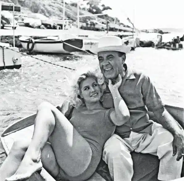 Πως είναι σήμερα στα 88 η όμορφη ηθοποιός του ελληνικού κινηματογράφου - Η σπάνια δημόσια εμφάνιση 6 popilazou 8