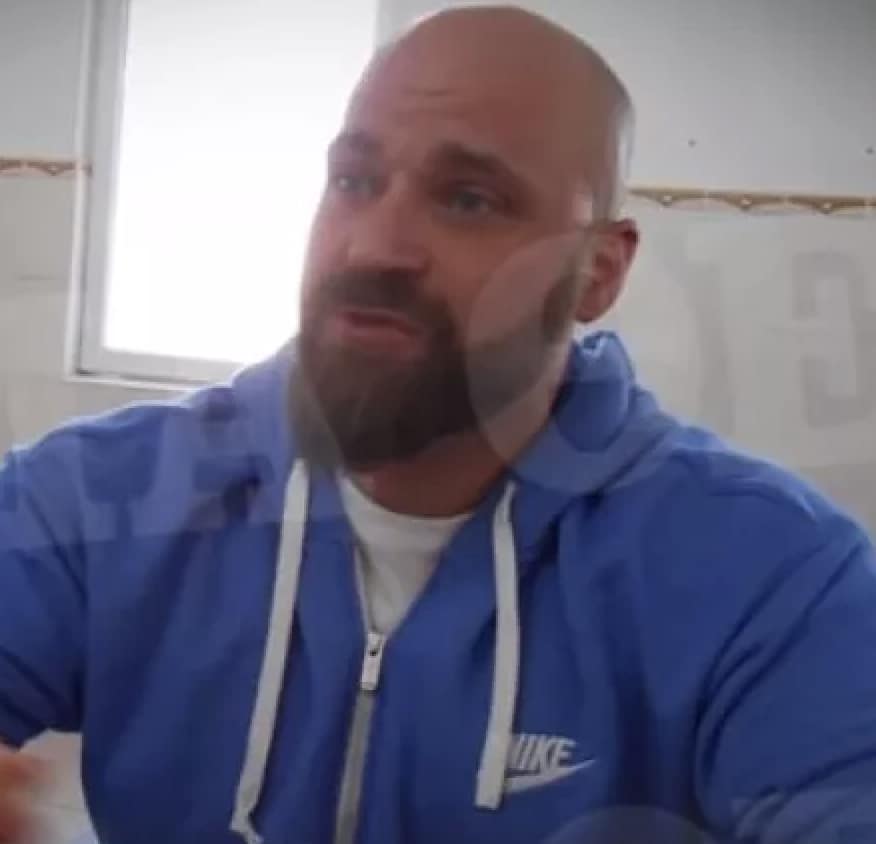 Αγνώριστος ο δολοφόνος Κώστας Πάσσαρης στα 50 του - Με λιγότερα μαλλιά και αδυνατισμένος 1 stigmiotypo othonis 2025 04 19 01.59.26