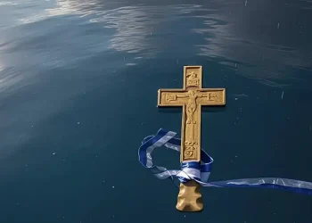 «Κλείδωσε» ο καιρός για τα Θεοφάνεια: Με λασποβροχές, αφρικανική σκόνη 8 μποφόρ θα πετάξουμε τον σταυρό