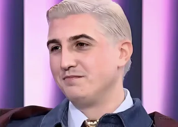 Eurovision 2026: Ο Good Job Nicky για τον πατέρα του, Γιάννη Πάριο – «Θέλω να τιμήσω τη χώρα όπως την τίμησε και ο ίδιος»