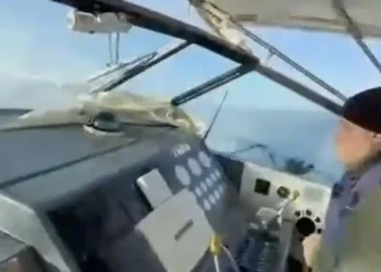 Καπετάνιος αψήφησε τους ανέμους για να μεταφέρει βρέφος από τη Σκιάθο στον Βόλο και να νοσηλευτεί