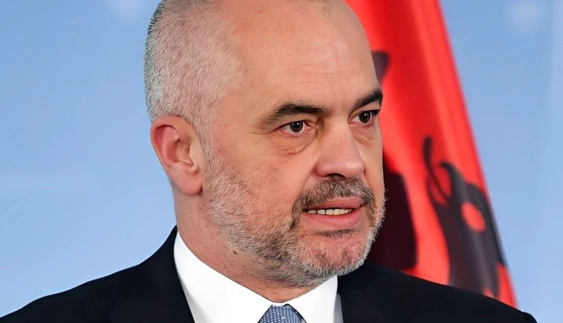 Εντι Ράμα: «Οι Έλληνες νομίζουν ότι είναι κληρονόμοι του Πλάτωνα και του Αριστοτέλη»