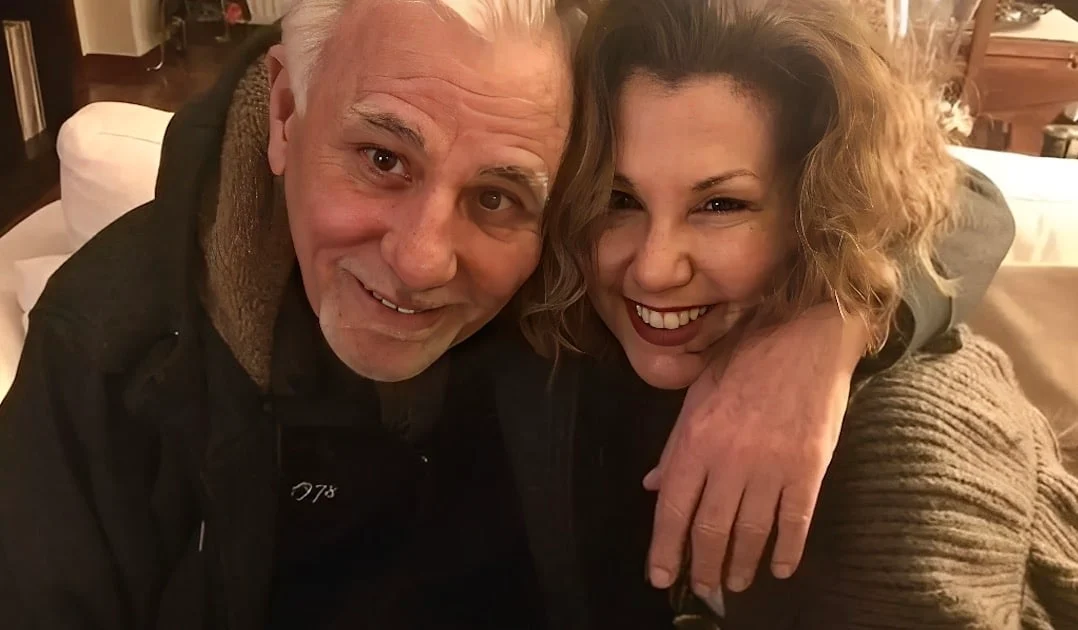 Σπύρος Καρατζαφέρης: Συγκινεί η κόρη του μετά τον θάνατό του – «Φίλησε μου τη μαμά»