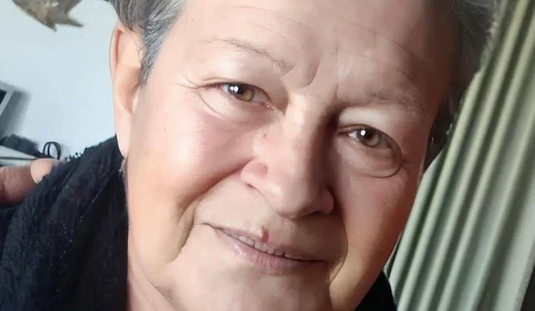 Πώς είναι σήμερα το «κοpιτσάκι» της Τζένη Καρέζη που έπαιξε στην ταινία λατέρνα φτώχεια και γαρύφαλλο