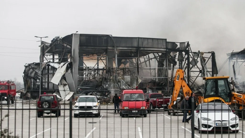 Η «Βιολάντα» ανακοινώνει άμεση βοήθεια στις οικογένειες των θυμάτων: «Εφαρμόζουμε σταθερά τα πρωτόκολλα ασφαλείας» 2 violanta ergostasio fotia 1024x577 1