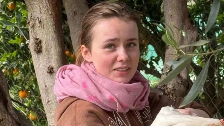 Εντοπίστηκε η 16χρονη Λόρα – Είναι στα χέρια των Γερμανικών αρχών