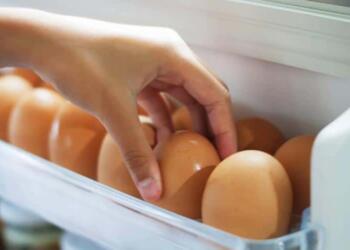 Πόσες μέρες διατηρούνται τα βραστά αυγά στο ψυγείο