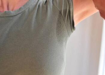 Όσοι μυρίζουν όμορφα έχουν ένα μυστικό, λέει η επιστήμη και όχι δεν είναι οι ακριβές κολόνιες