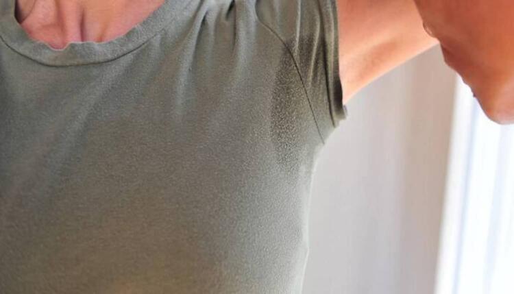 Όσοι μυρίζουν όμορφα έχουν ένα μυστικό, λέει η επιστήμη και όχι δεν είναι οι ακριβές κολόνιες