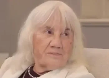 Πέθανε η συγγραφέας Ιωάννα Καρατζαφέρη σε ηλικία 97 ετών