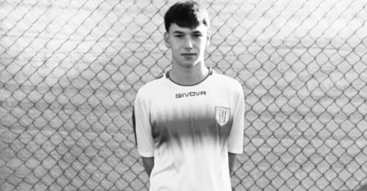 Βαρύ πένθος για τον 17χρονο Θόδωρο που σκοτώθηκε σε τροχαίο στη Θεσσαλονίκη