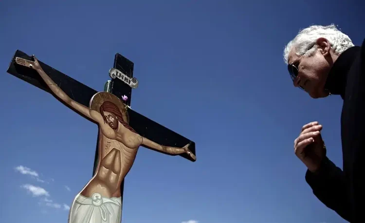 Πότε πέφτει το Πάσχα 2026, η Τσικνοπέμπτη και η Καθαρά Δευτέρα