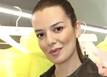 Πένθος για τη Νικολέττα Ράλλη – Πέθανε ο πατέρας της και τον αποχαιρέτησε με μια συγκινητική ανάρτηση