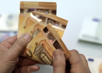 Μισθός 5.010 ευρώ και καριέρα στις Βρυξέλλες: Η μεγάλη ευκαιρία της ΕΕ χωρίς να έχετε προϋπηρεσία