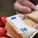 Στα «σκαριά» επίδομα Πάσχα 150 έως 250 ευρώ – Ποιοι θα το δικαιούνται, πότε θα το εισπράξουν