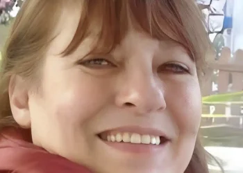 Πώς είναι σήμερα στα 67 η ηθοποιός και πρώτη σύζυγος του Στάθη Ψάλτη