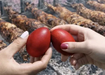 Πότε πέφτει το Πάσχα και πως μπορεί να γίνει τετραήμερο