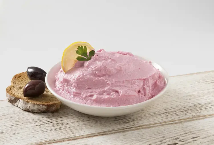 Θα πάθετε σоκ μόλις μάθετε τι περιέχει μέσα ο ταραμάς