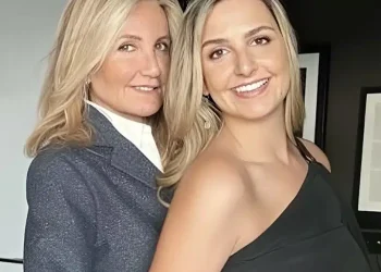 «Ντροπή»: Αντίδραση της Μαρέβας Μητσοτάκη στα fake news για την επιστροφή της κόρης της Σοφίας από το Ντουμπάι