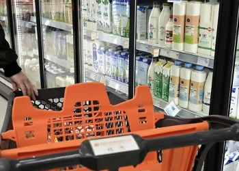 Ανακοινώθηκαν νέα vouchers για ψώνια στο σούπερ μάρκετ – Οι δικαιούχοι