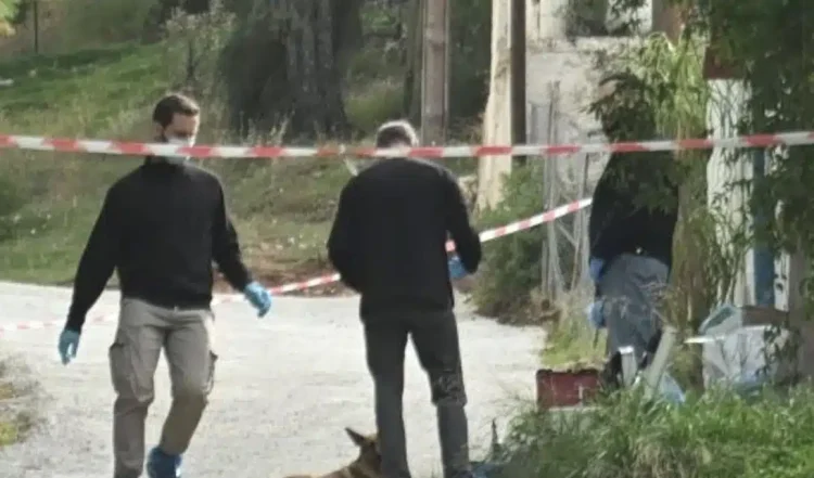 Θρίλερ στη Χαλκιδική με τη σορό γυναίκας σε βαλίτσα – Το στοιχείο της βέρας και τα χαρτιά στο στόμα