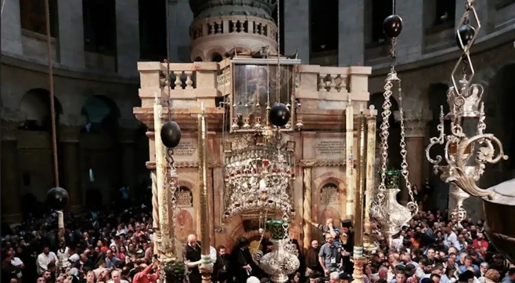 Πάσχα 2026: Τι θα γίνει με το Άγιο Φως αν συνεχιστεί ο πόλεμος