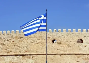 Ποια πόλη απελευθερώθηκε πρώτη με το ξέσπασμα της Επανάστασης το 1821;