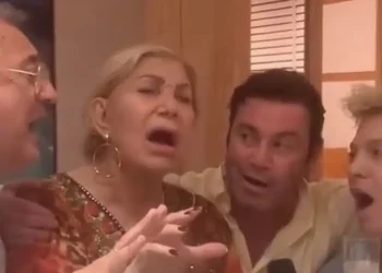 Συγκλονίζει το τελευταίο βίντεο της Μαρινέλλας: Τραγουδώντας το «Χάρτινο Φεγγαράκι» λίγο πριν το Ηρώδειο