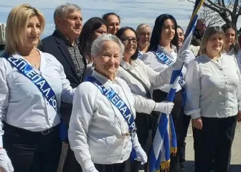 82χρονη μαθήτρια πρώτης Λυκείου παρέλασε περήφανα -«Νιώθω μεγάλη τιμή που λαμβάνω μέρος ως μαθήτρια σε αυτή την παρέλαση»