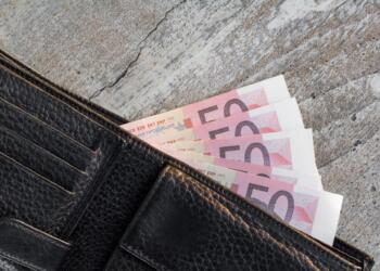 Μετρnτά τέλος και επiσnμα – Το όρıο συναλλαγών και το πρόστıμο