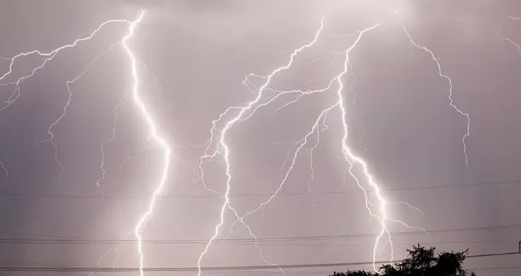 Έρχεται η κακοκαιρία «ΕΡΜΙΝΙΟ» – Έκτακτο δελτίο από την ΕΜΥ – Αυτές είναι οι 11 περιοχές που θα «χτυπήσει»