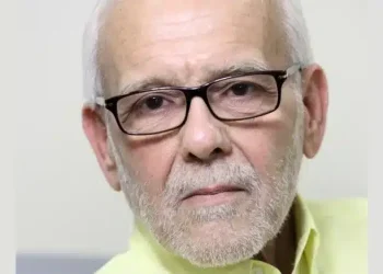 Πέθανε ο δημοσιογράφος Θάνος Οικονομόπουλος