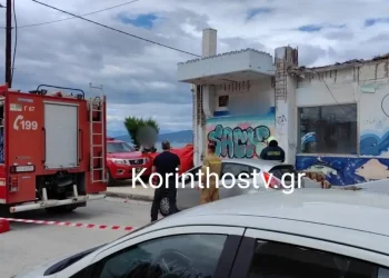 Τραγωδία: Μπαλκόνι καταπλάκωσε γυναίκα και την σκότωσε – Από θαύμα γλύτωσαν τα παιδιά της