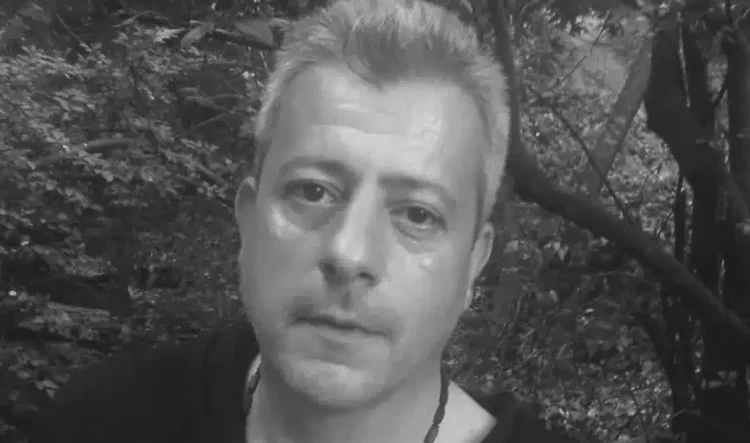 Πέθανε σε ηλικία 56 ετών ο Νίκος Παπαδάκος