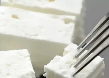 Αυτή είναι η πασίγνωστη φέτα που ανακαλείται λόγω μόλυνσης με λιστέρια