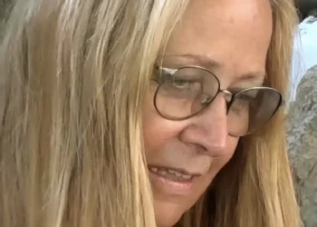 Στο νοσοκομείο η Μαρίζα Κωχ – Δύσκολες ώρες για την αγαπημένη Ελληνίδα τραγουδίστρια