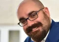 Πέθανε ο δημοσιογράφος Θωμάς Μαρκόπουλος σε ηλικία 34 ετών