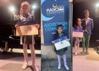 Περήφανη την Ελλάδα έκανε η 8χρονη Δέσποινα Δημάκη – Διέπρεψε σε διεθνή διαγωνισμό πιάνου στην Ιταλία