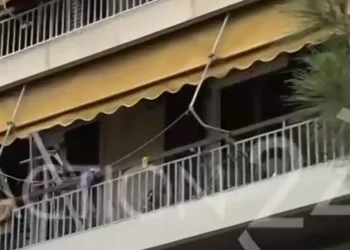 Τραγωδία στο Νέο Φάληρο – 70χρονη έπεσε από τον 3ο όροφο