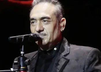 Βαρύ πένθος για τον Νότη Σφακιανάκη – Πέθανε η αδερφή του Πολυάννα