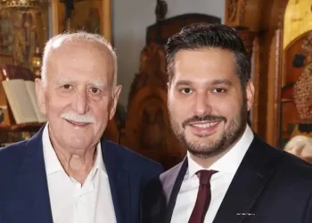 Συγκινεί ο Φοίβος Παπαδάκης για την Γιορτή του Πατέρα – Η φωτογραφία και τα τρυφερά λόγια για τον Γιώργο Παπαδάκη