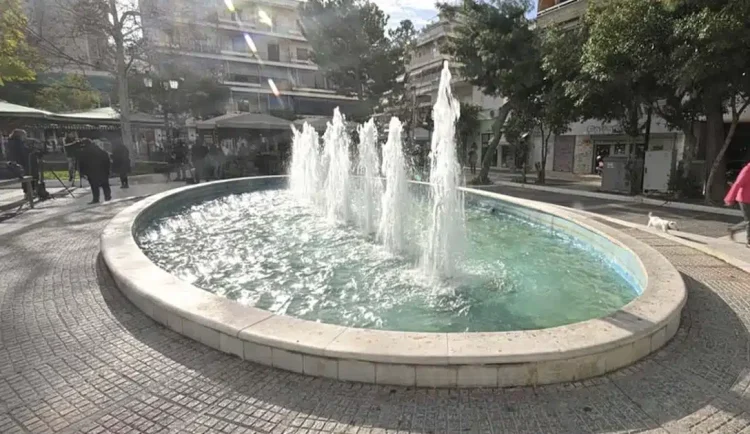 Μάχη για τη ζωή του εξακολουθεί να δίνει μετά από 4 μήνες το 2,5 ετών κοριτσάκι που έπεσε σε συντριβάνι στην Καλλιθέα