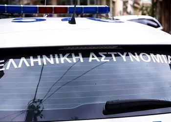 Αστυνομικός μαχαίρωσε και σκότωσε τη σύζυγό του στη Δράμα και μετά έβαλε τέλος στη ζωή του