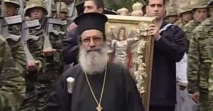 Θρήνος στην Ελληνική Εκκλησία – Πέθανε ο παπα-Στρατής – Αυτή είναι η αιτία θανάτου
