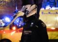 24 ώρες με το νεκρό παιδί της αγκαλιά: Η τραγική μάνα στη Λαμία που αρνιόταν να πιστέψει ότι ο 24χρονος πέθανε – «Γιατί δεν έρχεστε να τον πάρετε;»