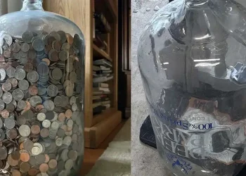 Έτριβε τα μάτια του, κουράστηκε να μετράει: Παππούς έβαζε ψιλά σε ένα βάζο για 70 χρόνια όταν ο εγγονός του το άνοιξε, έμεινε άφωνος με το ποσό